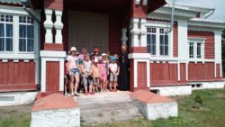 13 июня 2022 года Братством прмч. Серафима была организована поездка в д. Остров с учащимися Малогородищенской средней школы